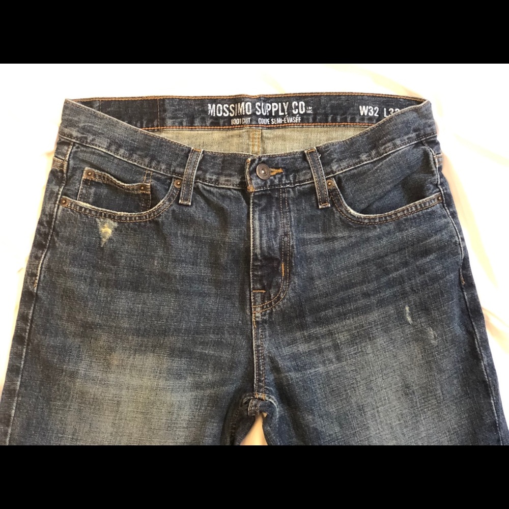 Men’s Mossimo Distressed Bootcut Jeans 32x32